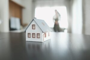 Short Sales vs Foreclosures